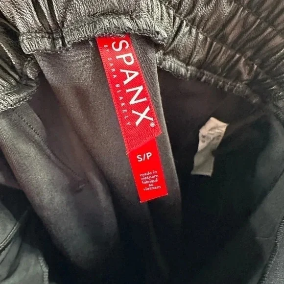 SPANX Faux Leather Jogger Pants Noir Black B446 - Picture 5 of 5